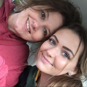 Meet your Posher, Lynette